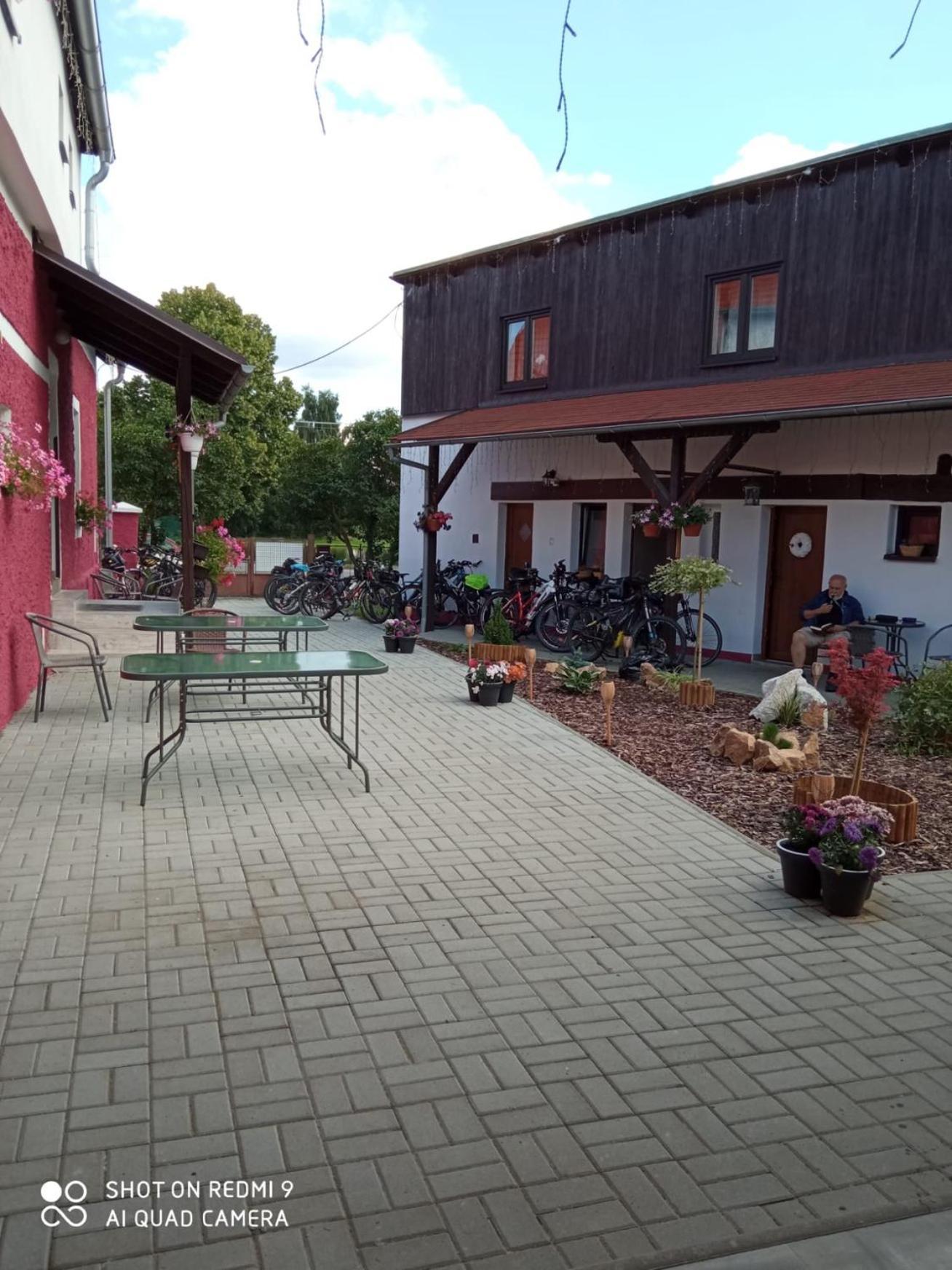 Penzion Dagmar Kokasice Luaran gambar