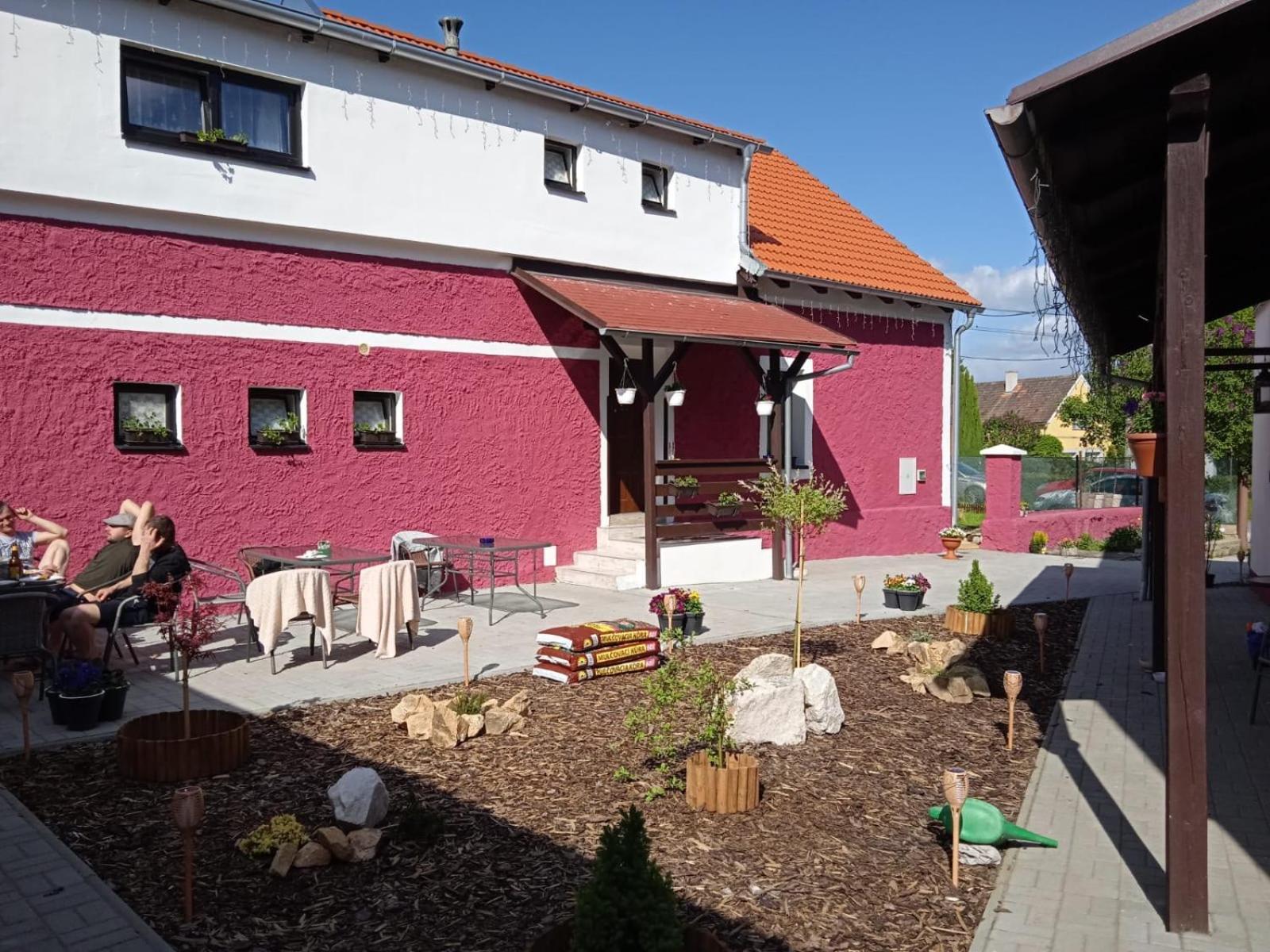 Penzion Dagmar Kokasice Luaran gambar
